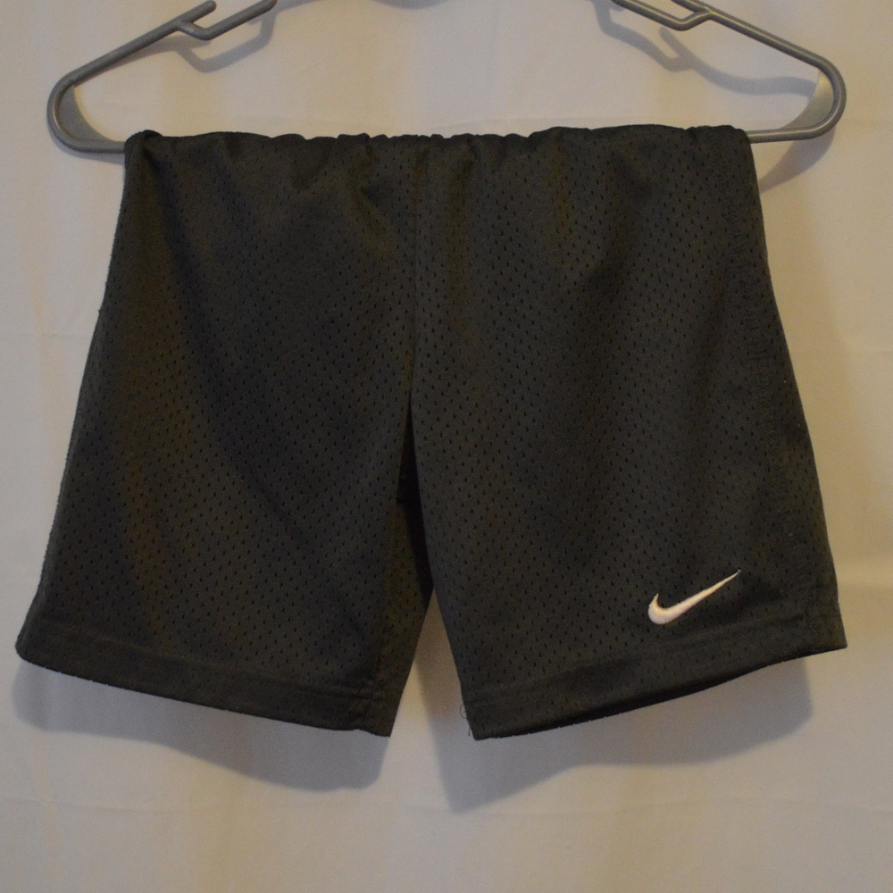 Nike shorts, excellent condition!